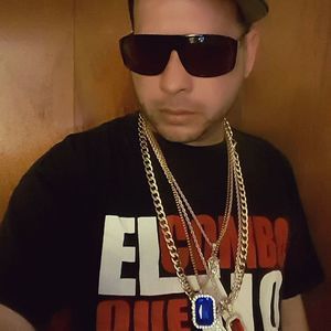 Meet your Posher, Carlos